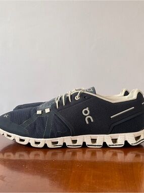 On Running Men’s Cloud 5 Running Shoes | US 11